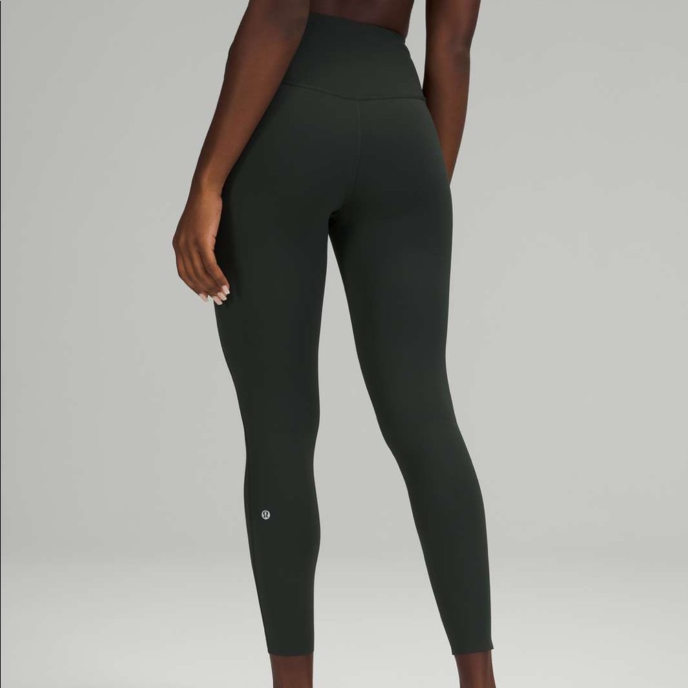 lululemon base pace legging 25” rainforest green